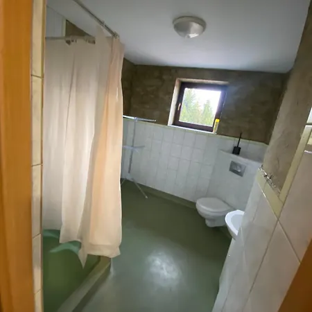 Paumi Kolo Oswiecimia Alojamento de Turismo Rural